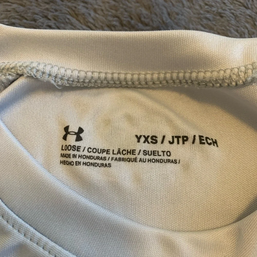 Under Armour Youth Loose Fit Shirt - White